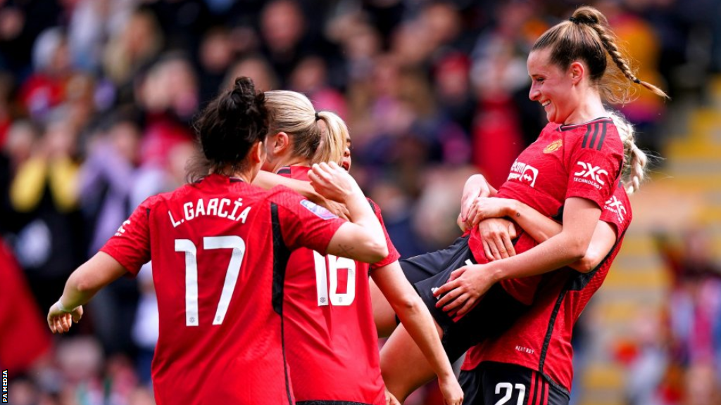 Ella Toone celebrating a goal for Manchester United