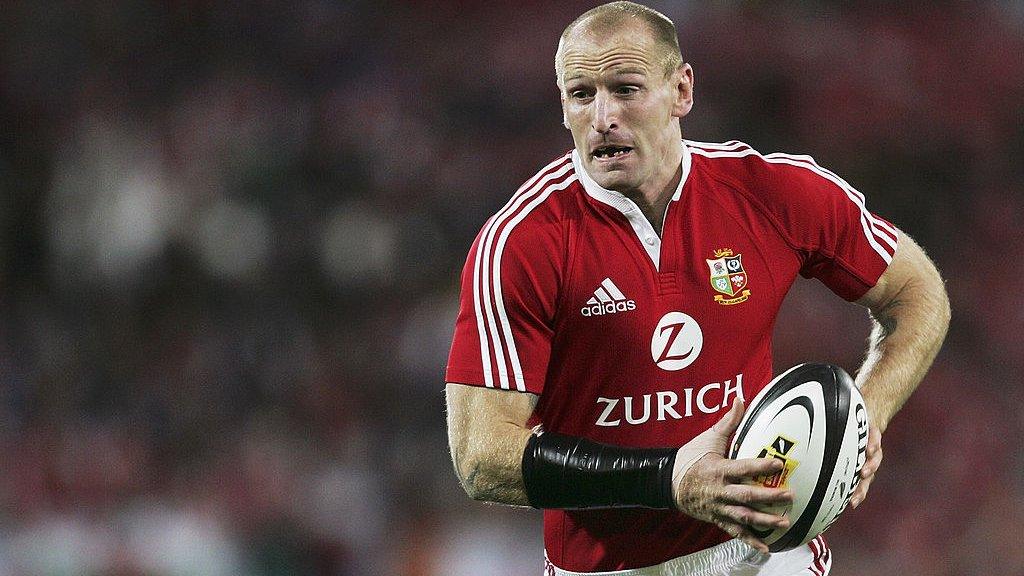 Gareth Thomas playing for the British and Irish Lions