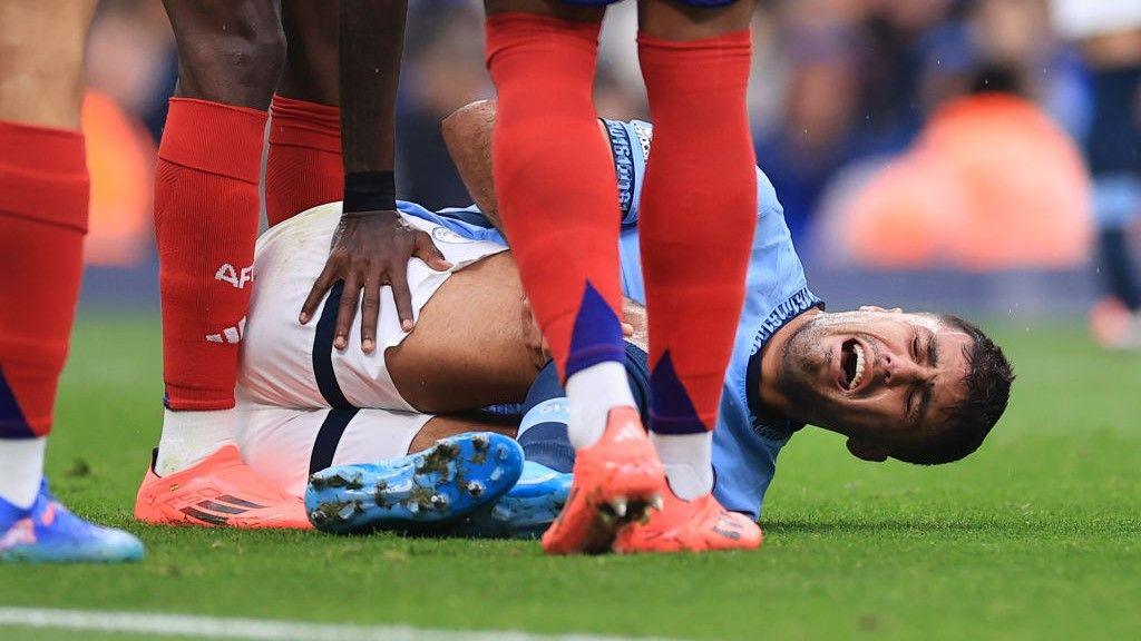 Rodri goes down injured against Arsenal