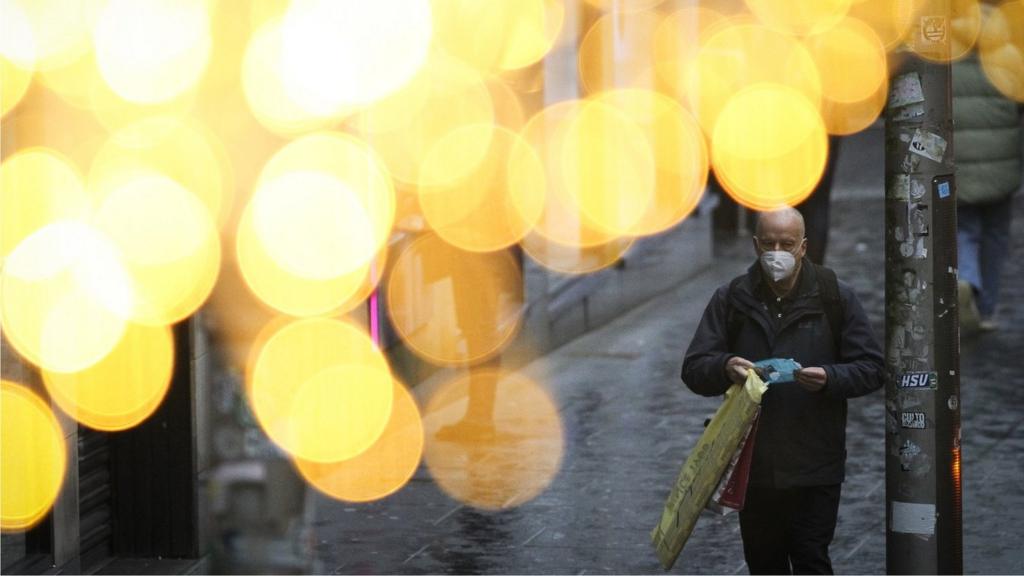 Christmas shopper, glasgow