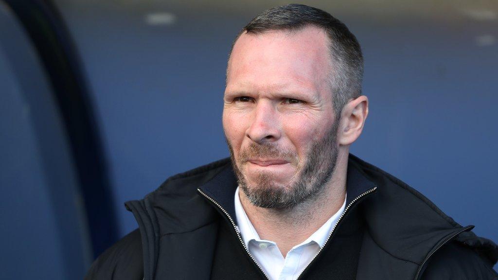 Oxford United manager Michael Appleton has joined Leicester City as Craig Shakespeare's assistant