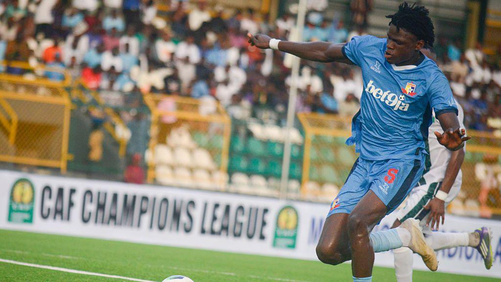 Leonard Ngenge in action