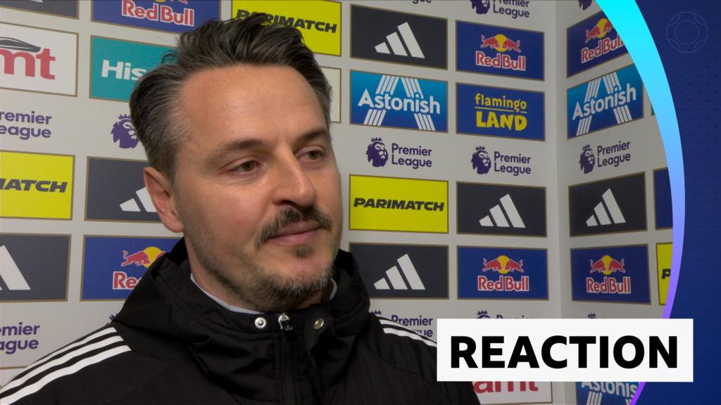 'A very harsh decision' - assistant Riemer on Farke red card