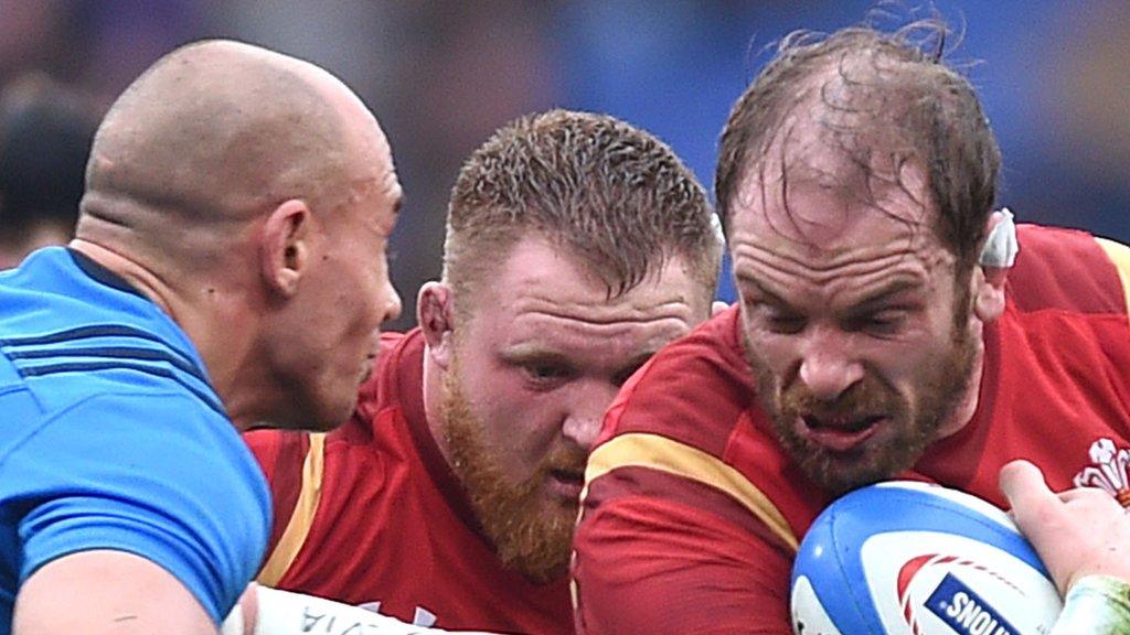 Alun Wyn Jones takes on Italy captain Sergio Parisse in Rome