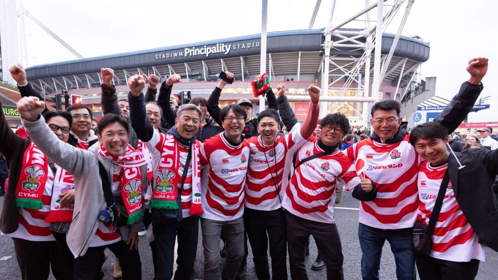 Japan fans