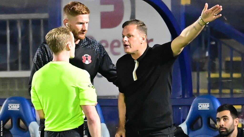 Richie Wellens remonstrates with the referee at Wycombe Wanderers