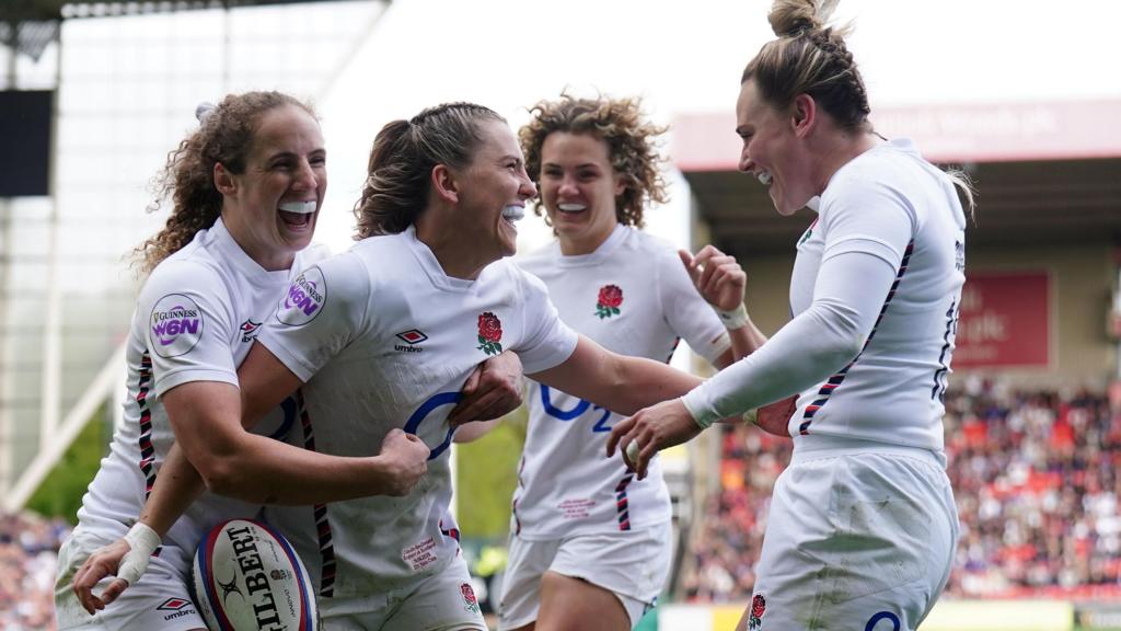 England thrash Scotland to set up Grand Slam decider