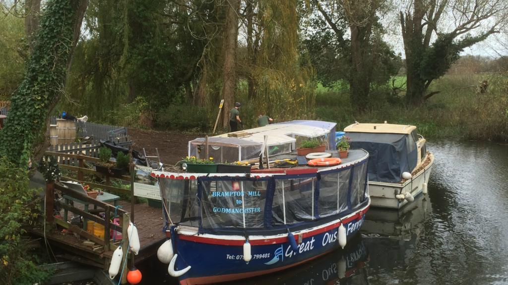 Boats moored at Brampton