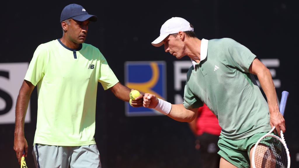 Rajeev Ram and Joe Salisbury touch fists