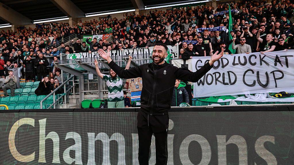 Pico Lopes with Shamrock Rovers fans