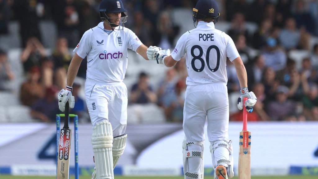Joe Root and Ollie Pope