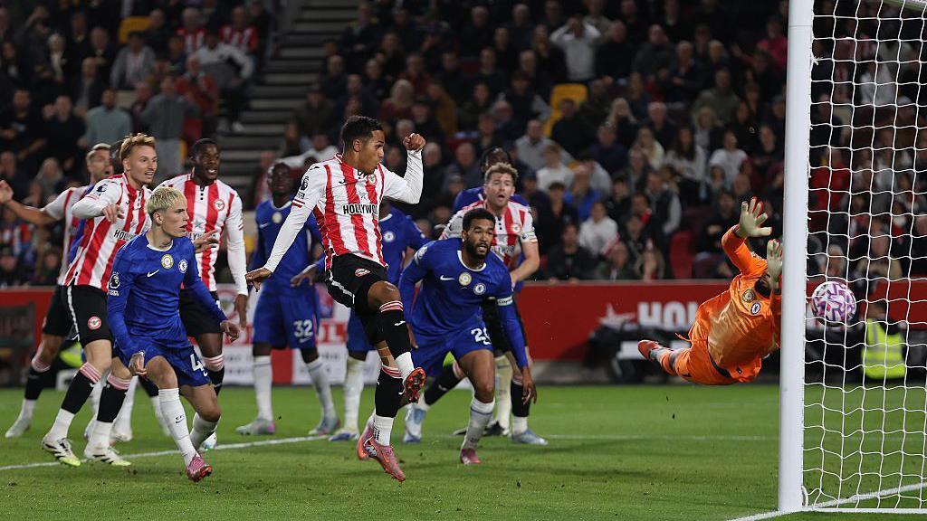 Fabio Carvalho scores Brentford's equaliser
