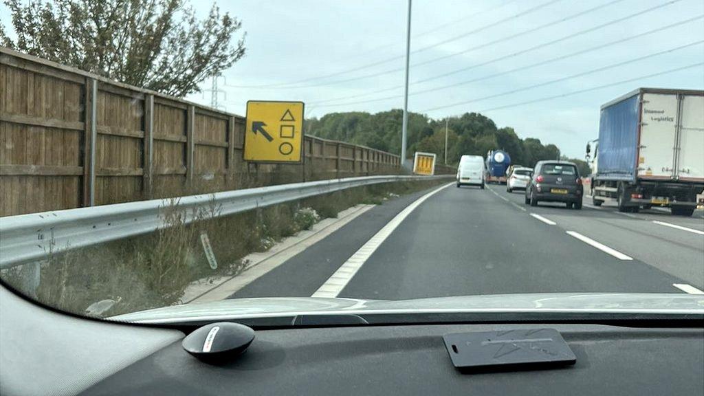 Motorway diversion sign