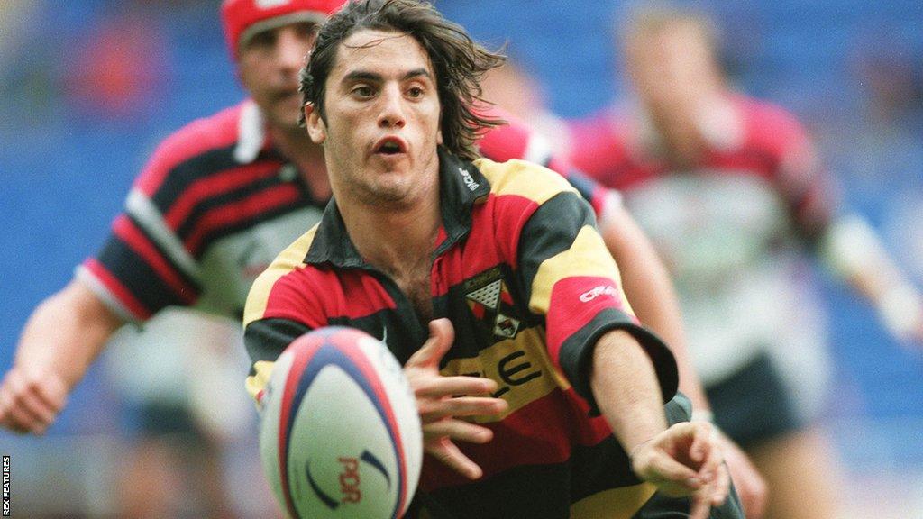 Agustin Pichot playing for Richmond against West Hartlepool in 1998