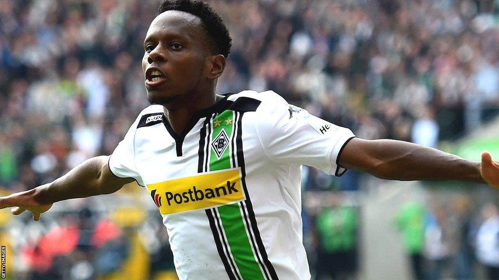 Ibrahima Traore celebrates a goal while playing for Borussia Monchengladbach