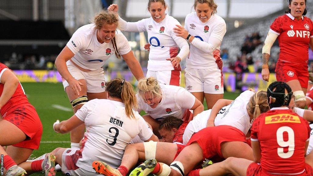 England score a try against Canada