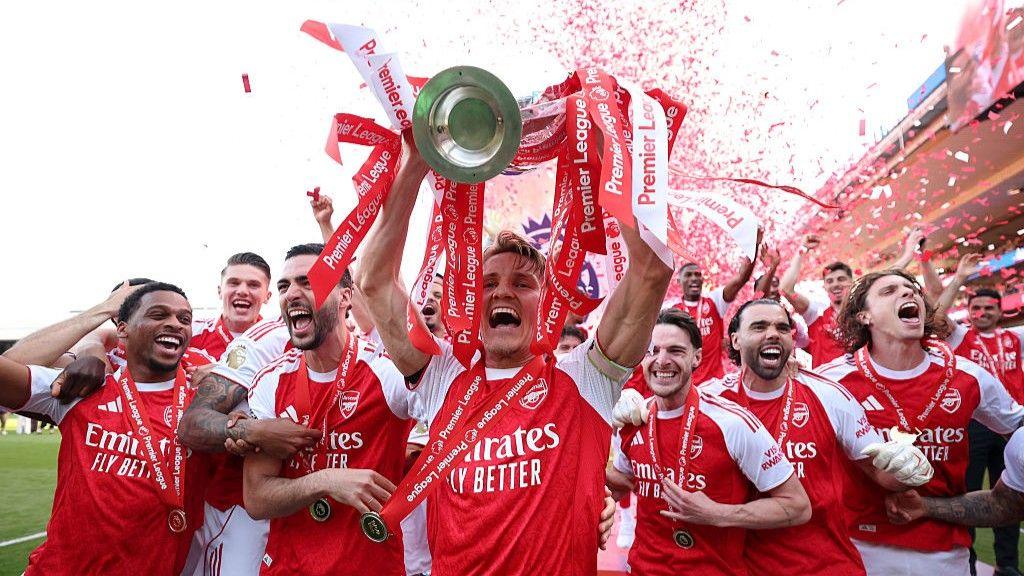 Arsenal celebrate