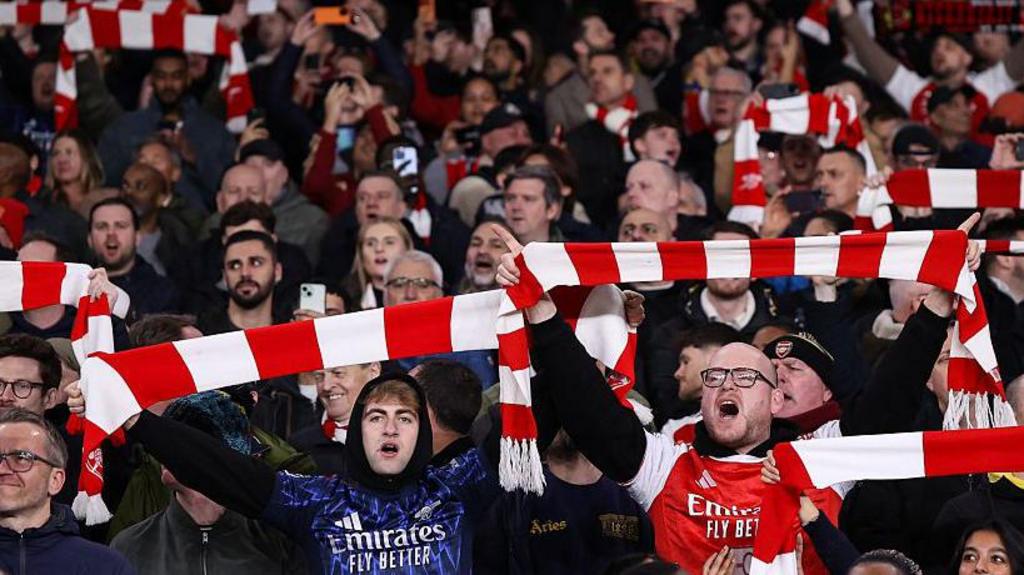 Arsenal Dominates and Soars into Champions League Quarter-Finals