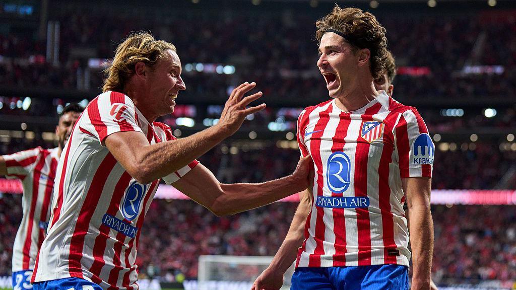 Marcos Llorente and Julian Alvarez celebrate an Atletico Madrid goal