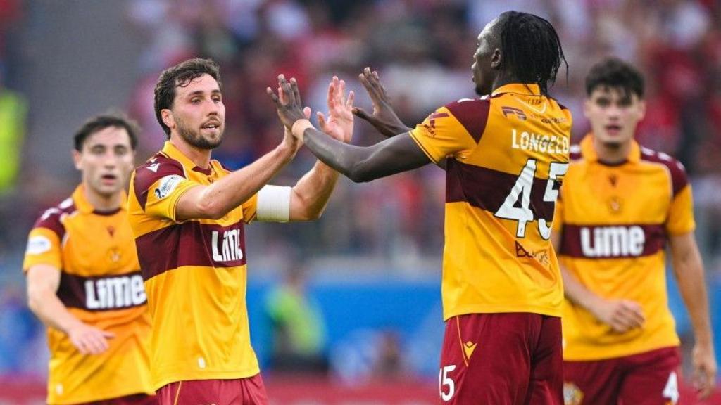 Freiburg v Motherwell