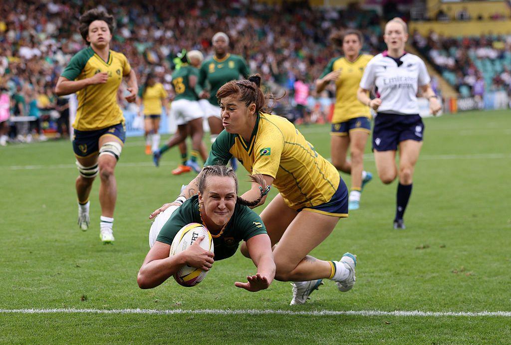 South Africa's Libbie Janse van Rensburg scores her team's seventh try during the Women's Rugby World Cup 2025 Pool D match between South Africa and Brazil at Franklin's Gardens in Northampton, England. Photo by Paul Harding