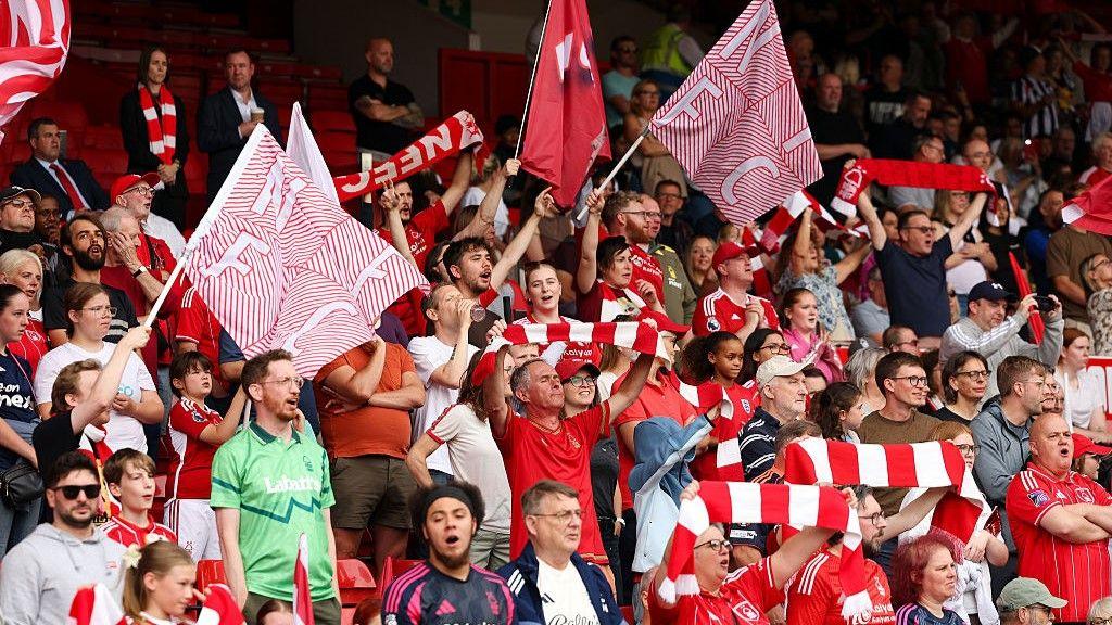Fans of Nottingham Forest
