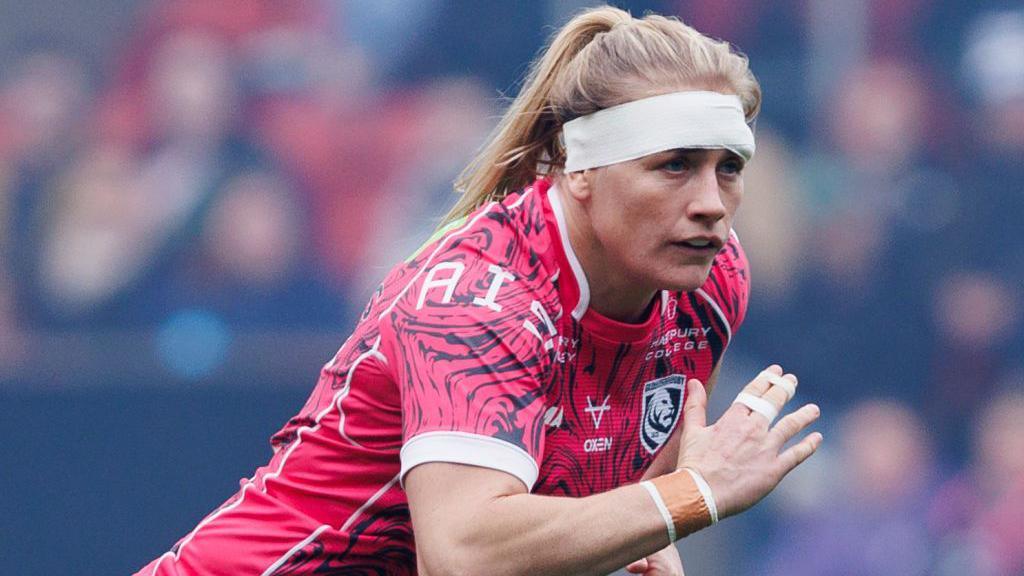 Alex Matthews playing for Gloucester Hartpury