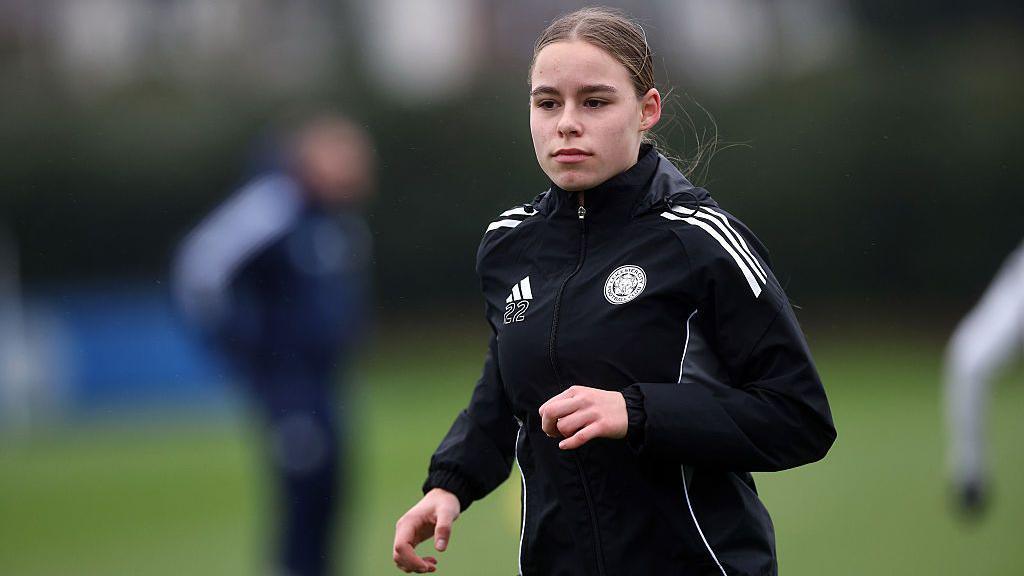 Nelly Las of Leicester City Women