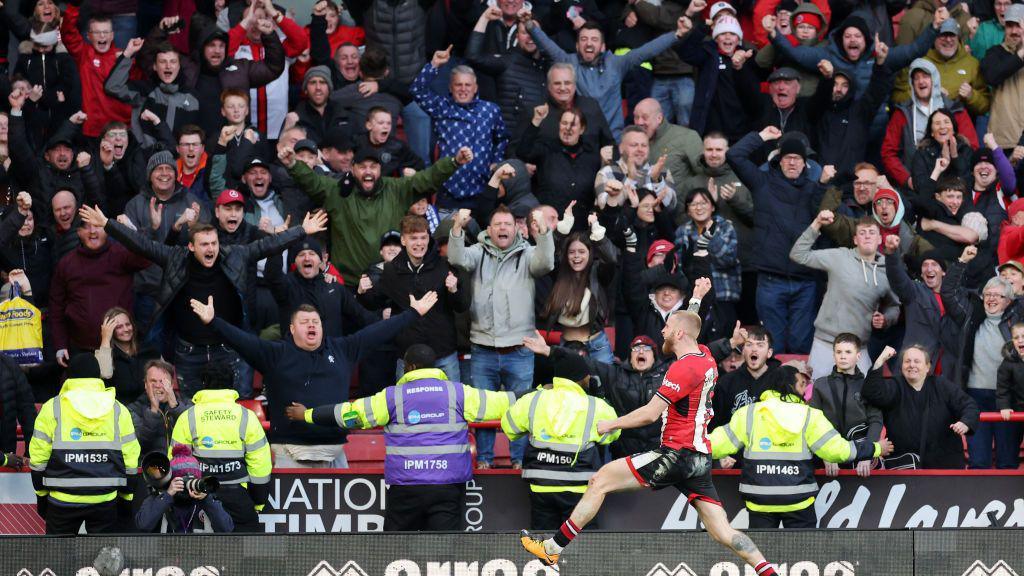 Oli McBurnie celebrates