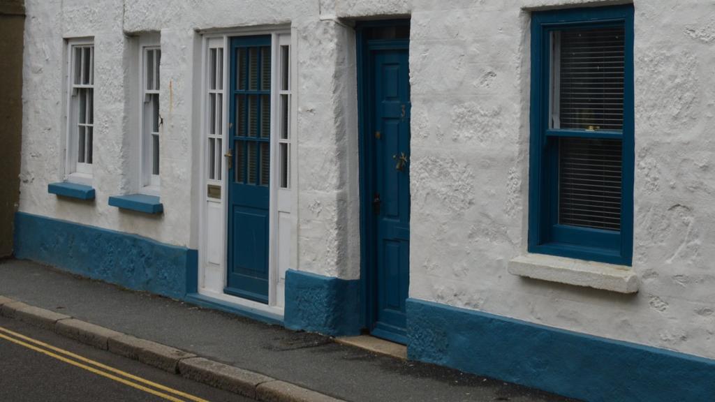 Cottages in Marazion. Pic: Andrew Segal