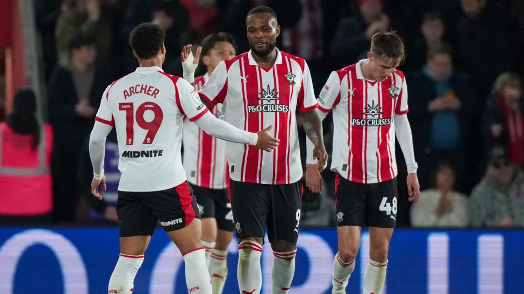 Southampton goalscorer Cyle Larin celebrates with his team-mates