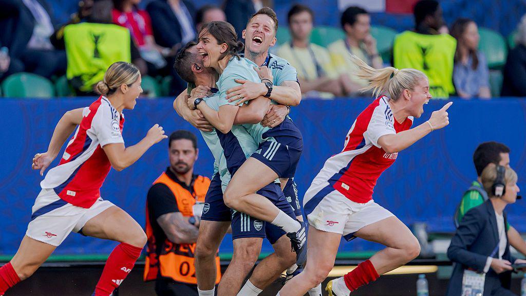 Arsenal celebrate winning the Women's Champions League 