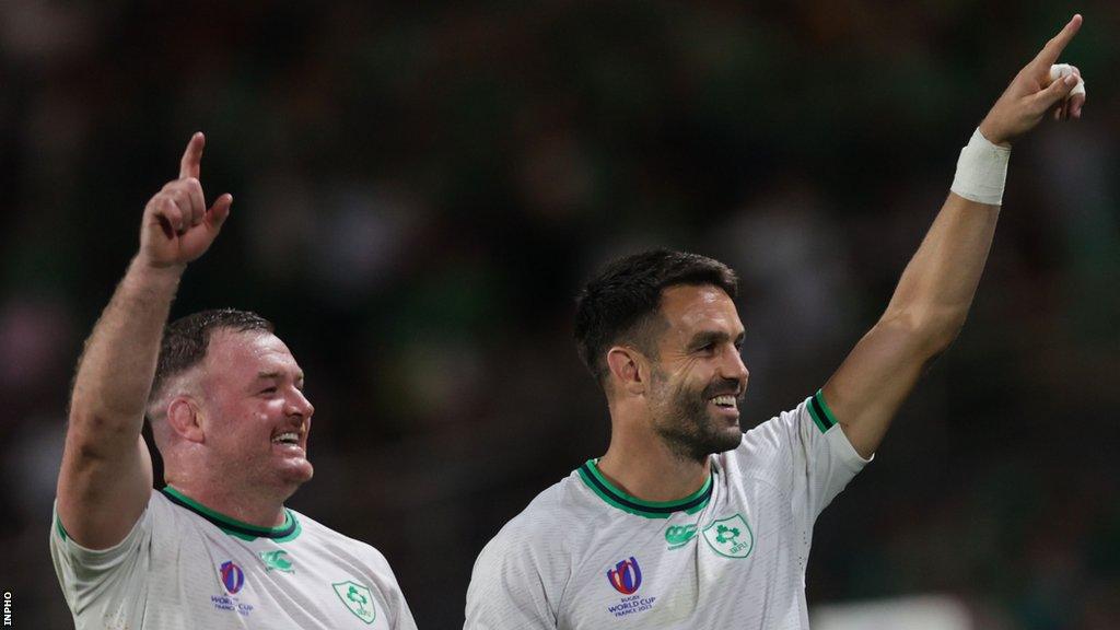 Murray and Dave Kilcoyne acknowledge Ireland fans after Saturday's 59-16 win over Tonga