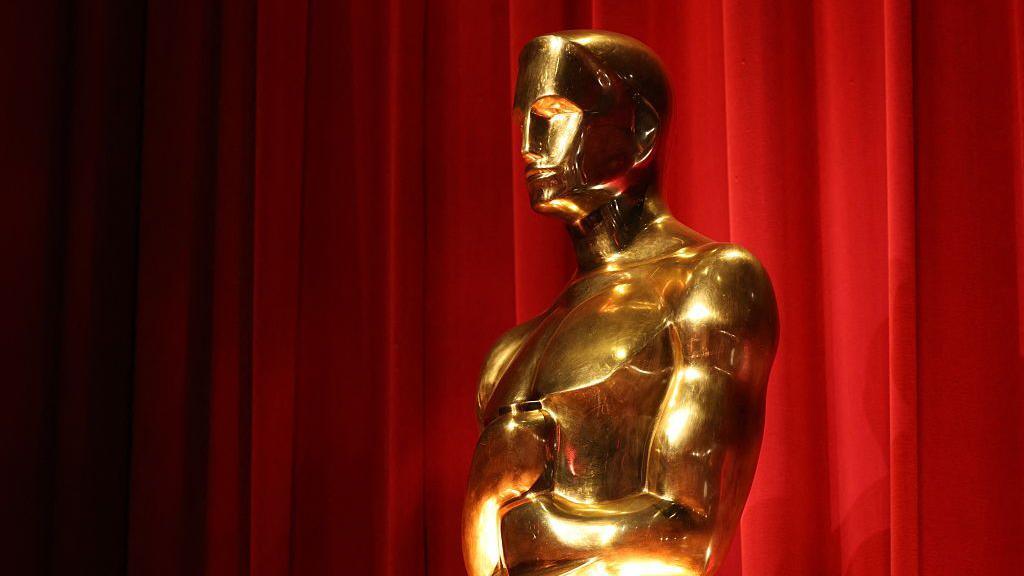 Oscar statue