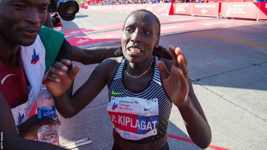 Florence Kiplagat celebrates after her Chicago Marathon triumph in 2016