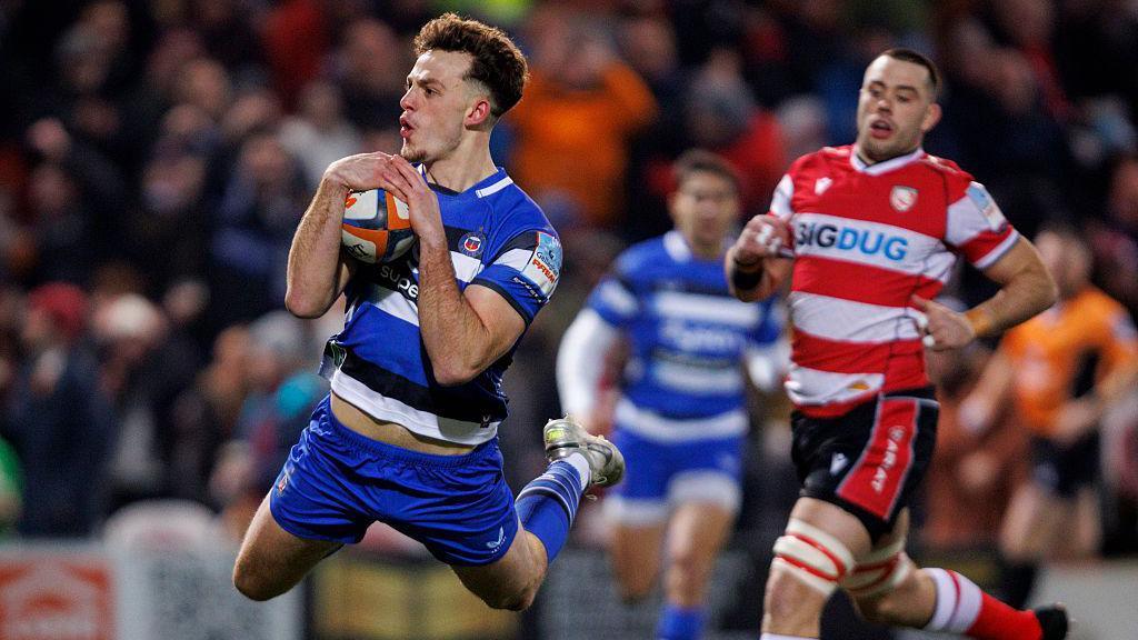 Louie Hennessey scores for Bath