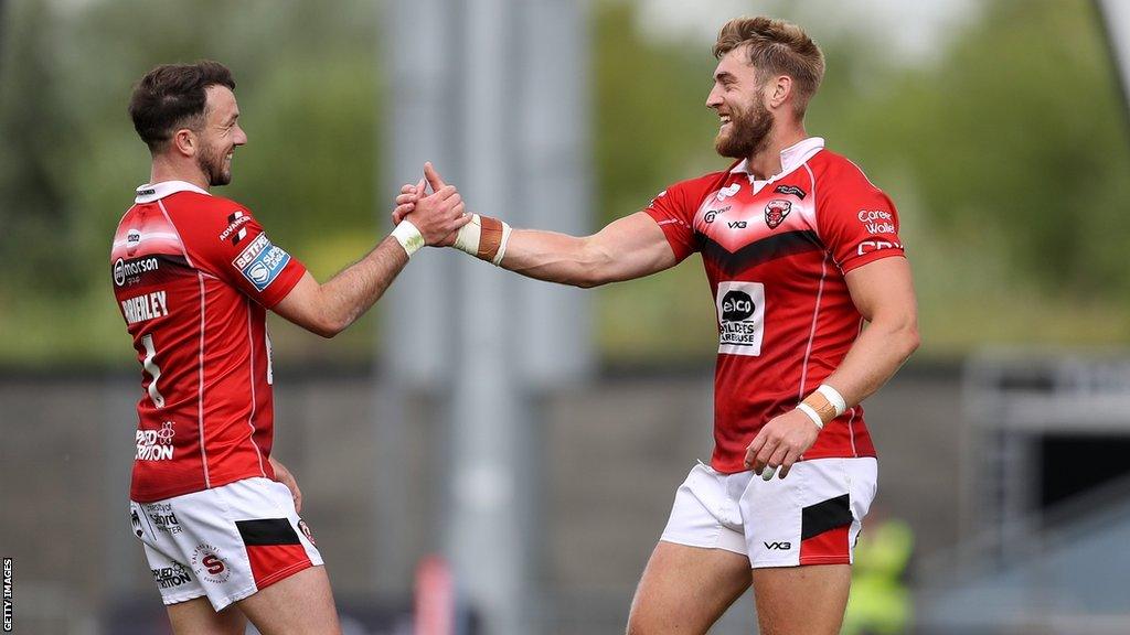 Jack Ormondroyd in action for Salford