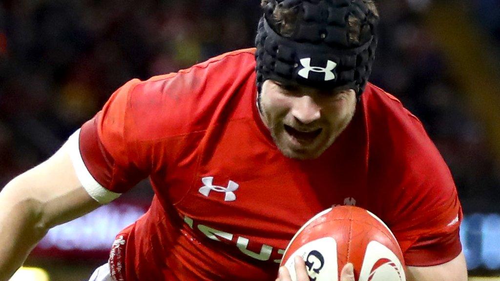 Leigh Halfpenny scores his second for Wales