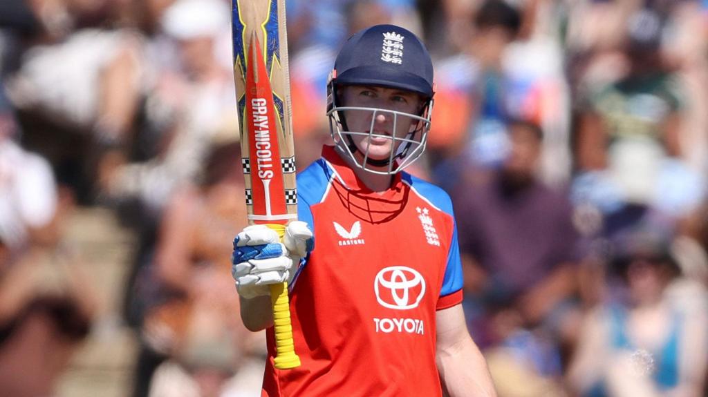 England batting against India during the fifth T20 international in Southampton