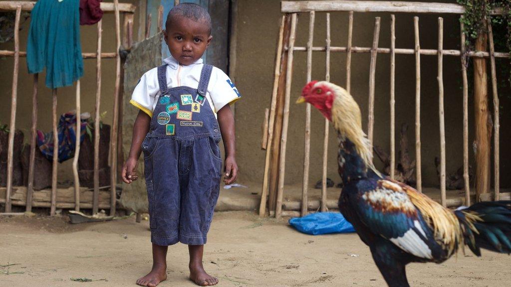 Young boy in Mangabe