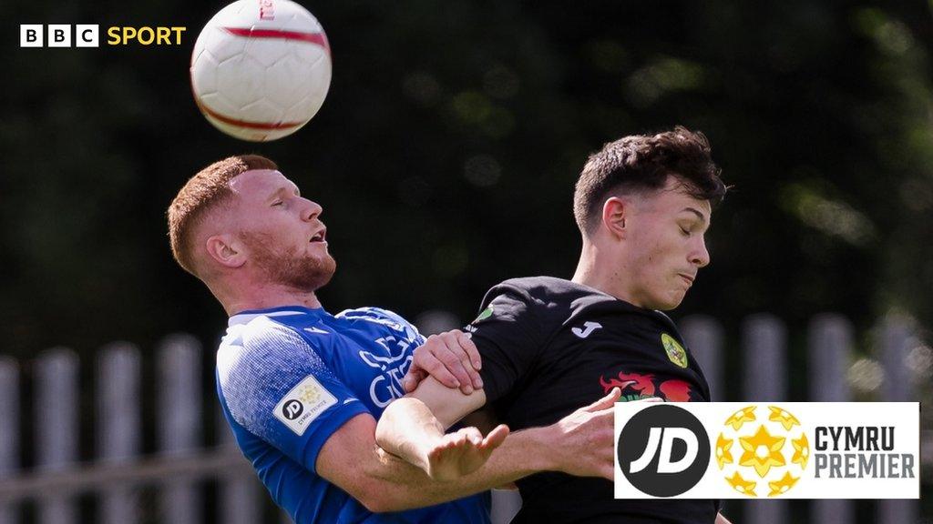 Haverfordwest v Caernarfon in the Cymru Premier