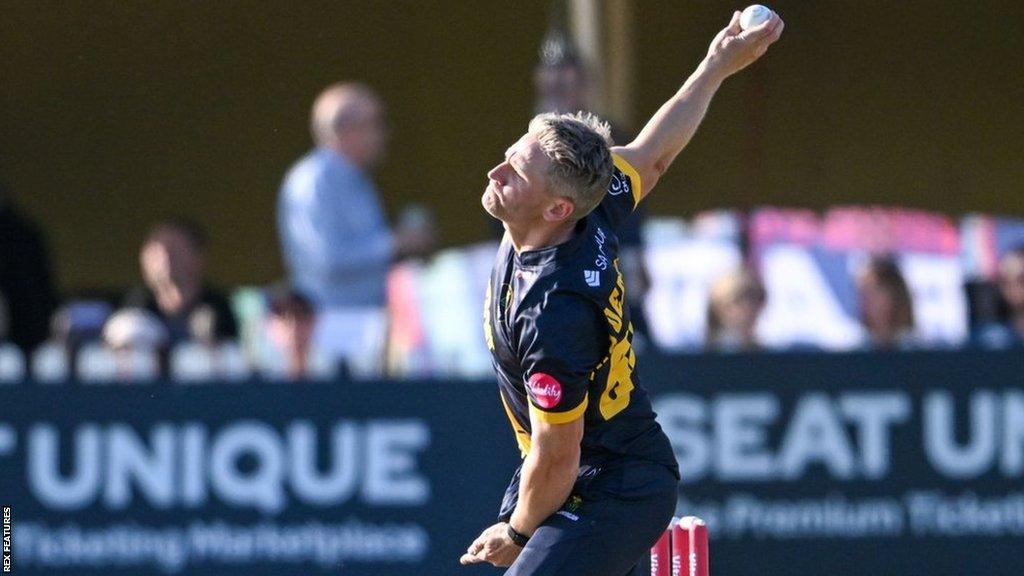 Timm Van Der Gugten bowls for Glamorgan against Gloucestershire