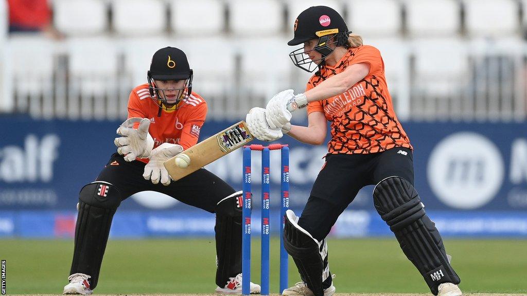 Emily Windsor batting for Southern Vipers against The Blaze