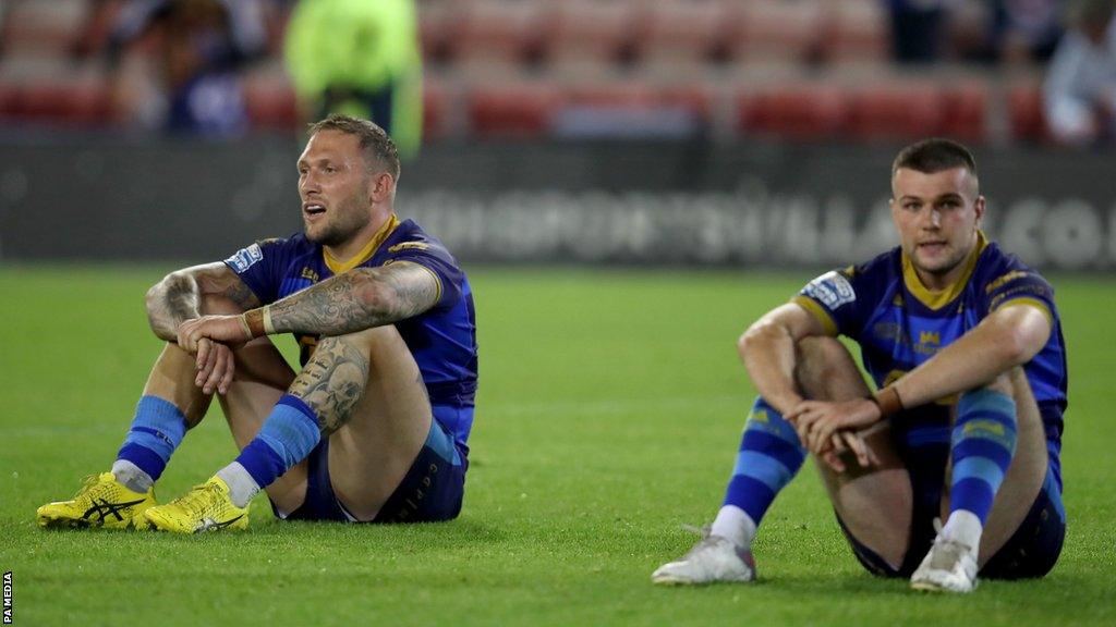 Wakefield Trinity players dejected