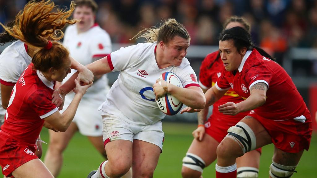 Sarah Bern scores for England