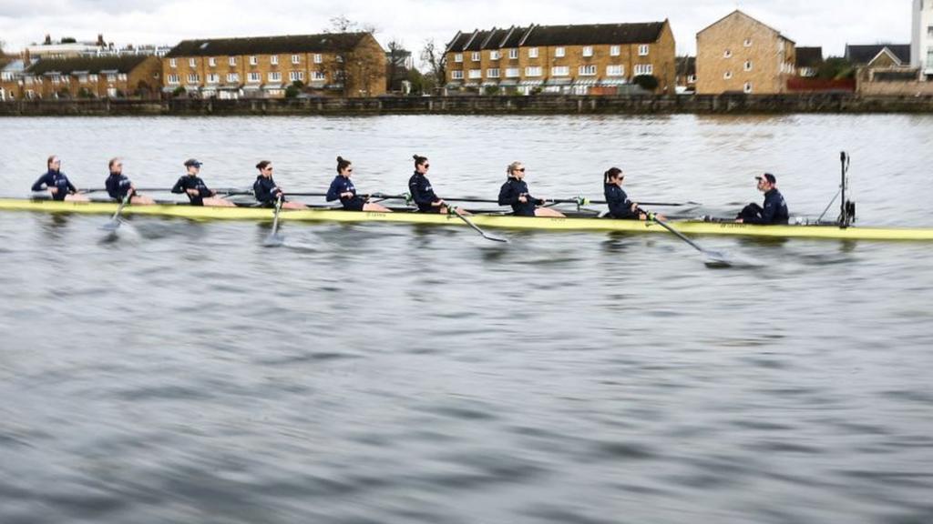 Oxford rowing team practice