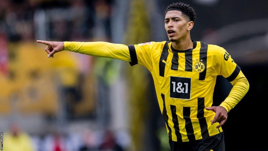 Jude Bellingham playing for Borussia Dortmund