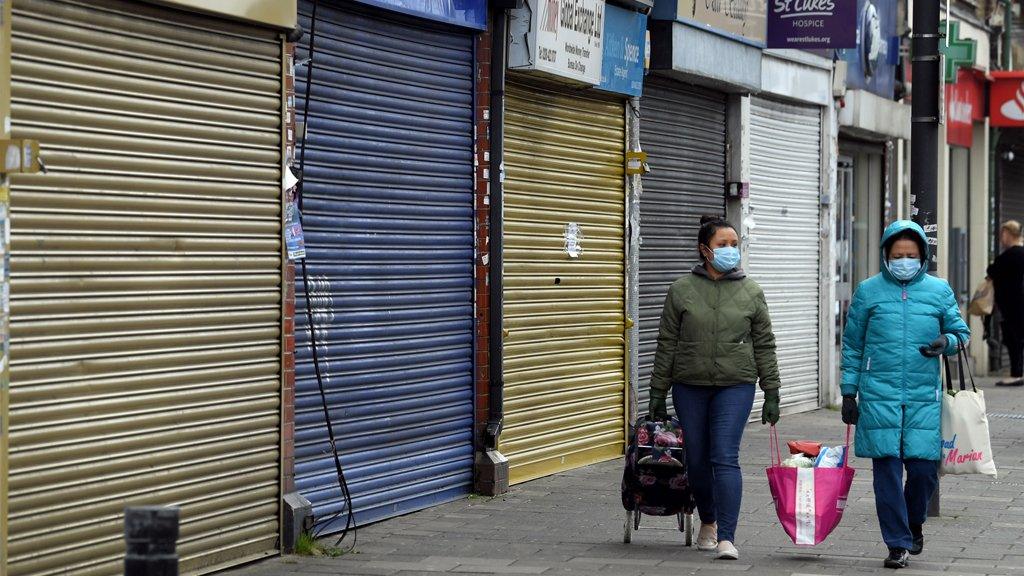 high-street-closed.