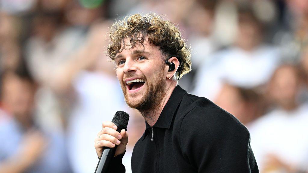 Tom Grennan.