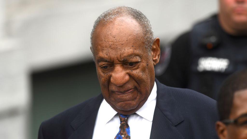 Cosby, 1972 Tecavüz Davasında Kadına 19 Milyon Dolar Ödemeye Mahkum Edildi